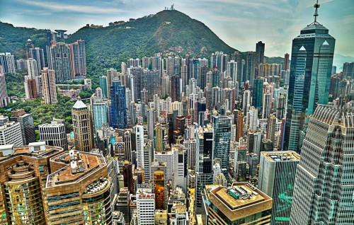  香港地价暴跌七成  最新楼价不足2万港币|居外网