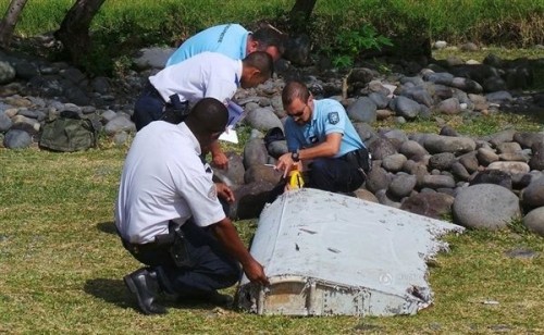  MH370残片证实  搜索工作仍在继续保持希望|居
