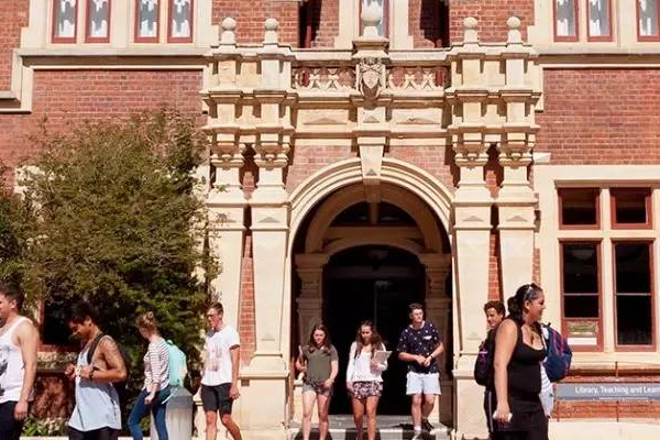 新西兰投资移民条件是什么