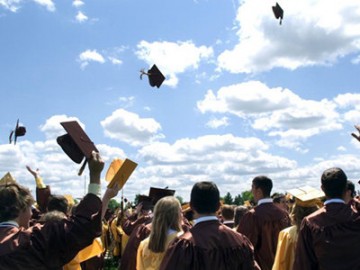 以房养学 留学生家庭赴美购房花费年超25亿美元 | 美国