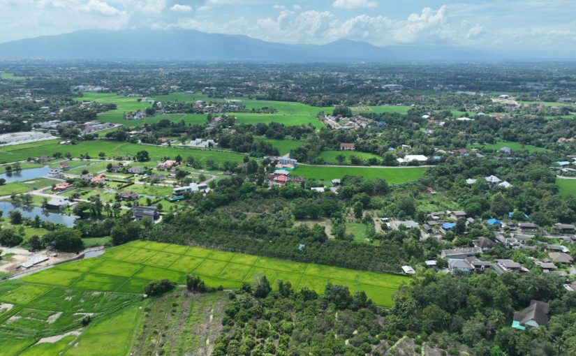 (简体中文) 泰国清迈优质大面积住宅用地：自然与繁华的完美交融，投资置业首选