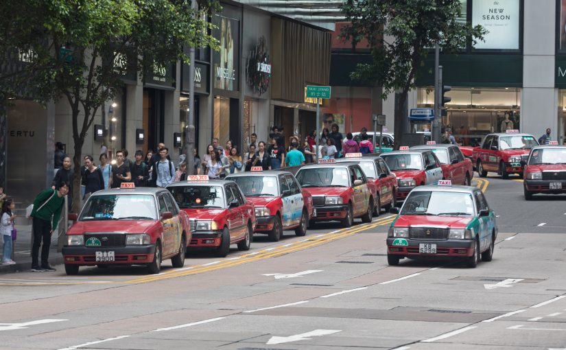 (简体中文) 香港的士牌照回购争议与自动驾驶挑战 | 居外专栏
