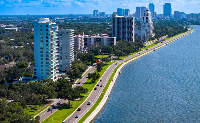 把生活过成度假：走进坦帕湾的空中庄园