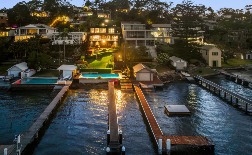 (简体中文) 当河湾成为后院：悉尼南岸全景水岸别墅